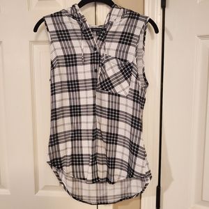 NWOT!! New Look Cool Plaid Shirt